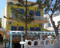 Otel Villa Kamari Star (Kamari, Yunanistan)