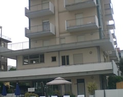 Khách sạn Hotel B&B Avana (Lido di Savio, Ý)