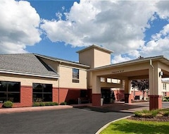 Khách sạn Quality Inn & Suites (Bedford, Hoa Kỳ)