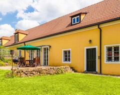 Toàn bộ căn nhà/căn hộ Fewo Schloß Ramspau - Langbau (5-star Dtv) (Regenstauf, Đức)