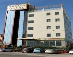 Khách sạn Hotel Vinayak Grand (Haridwar, Ấn Độ)