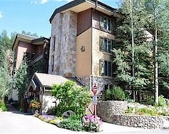 Hotel Vail Village Residences by Gore Creek Properties (Vail, Sjedinjene Američke Države)