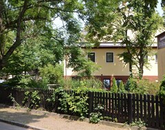 Koko talo/asunto In The Countryside, Unique Modern Apartment (Leipzig, Saksa)