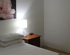 Hotelli Cairns Reef Apartments & Motel (Cairns, Australia)