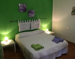Bed & Breakfast La Mimosa (Pula, Italien)