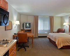 Candlewood Suites Olympia - Lacey, An Ihg Hotel (Lacey, ABD)