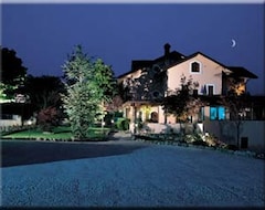 Khách sạn Bucaneve (Pescasseroli, Ý)