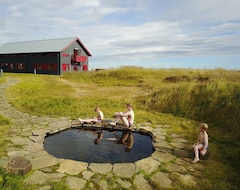 Hostel Laugarfell Accommodation & Hot Springs (Hallormsstadur, Island)