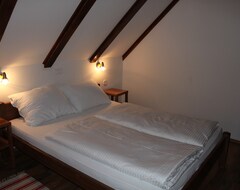 Bed & Breakfast Guesthouse Režekov podrum (Jastrebarsko, Kroatia)