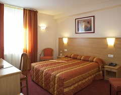 Hotel Chambord (Vichy, France)