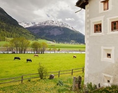 Hotelli Reka-Ferienanlage Madulain (Madulain, Sveitsi)