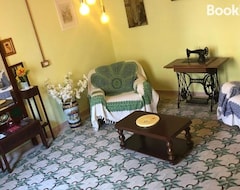 Koko talo/asunto A Casa Di Nonna Vituccia, Nel Cuore Del Salento! (Neviano, Italia)