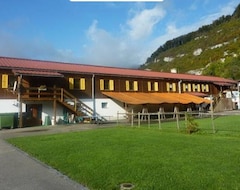 Hostel Le Chandelier (Saint-Ursanne, Švicarska)