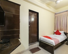 Hotelli Oyo 31911 Hotel Kanchan Palace (Ahmedabad, Intia)