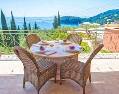 Toàn bộ căn nhà/căn hộ N/E Coast/Completely Renewed Luxury House/200Meters From Beach/Total Peace/Views (Corfu-Town, Hy Lạp)