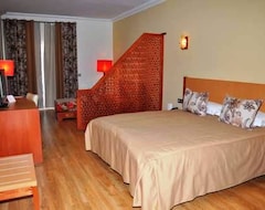 Khách sạn Across Hotels & Spa (Fès, Morocco)