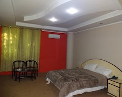 Hotel Mid City (Rawalpindi, Pakistan)