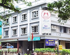 Khách sạn Adarsh Lodge Hotel (Bengaluru, Ấn Độ)