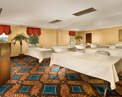 Hotel Comfort Suites Dulles Airport (Chantilly, USA)