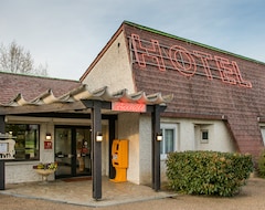 Hotel Le Charollais (Vitry-en-Charollais, France)