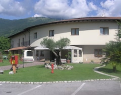 Hotel Ca' del Bosco (Budoia, Italy)