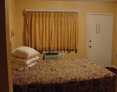 Khách sạn Cozy Rest Motel (Des Moines, Hoa Kỳ)