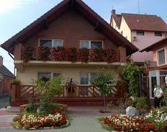 Khách sạn Angéla Hotel (Berettyóújfalu, Hungary)