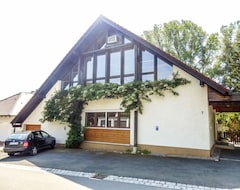 Tüm Ev/Apart Daire Modern Apartment Near Untreusee In Hof / Bavaria (Oberkotzau, Almanya)