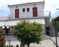 Toàn bộ căn nhà/căn hộ Apartments Villa Myrto (Thermissia, Hy Lạp)
