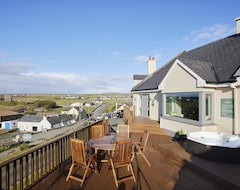 Hotel The Lodges @ Sea View House Doolin (Doolin, Irska)