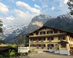 Hotel Garni Hostatt (Engelberg, Švicarska)