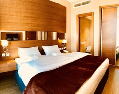 Hotel 7th Star  Suites (Amman, Jordan)
