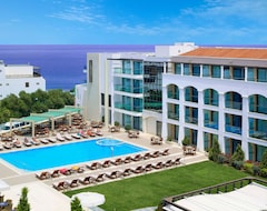 Albatros Spa & Resort Hotel (Chersonissos, Grecia)