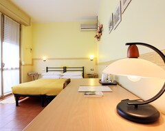 Hotel Astoria (Salsomaggiore Terme, Italia)