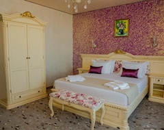 Hotelli Almar Luxury (Mamaia, Romania)