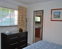 Hotel Sleepeezy Cottages (Benoni, South Africa)