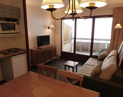 Koko talo/asunto Very Nice Apartment. Renovated 5 Pers. View Of The Slopes, Swimming Pool, Sauna, Garage (Isola 2000, Ranska)