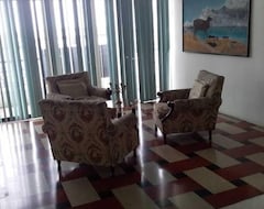 Khách sạn Hostal El Naufrago 2 (Manta, Ecuador)