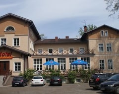 Hotel Dworek Brodowo (Sroda Wielkopolska, Poland)