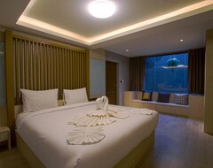 Hotelli Cliff Lanta Suite (Koh Lanta City, Thaimaa)