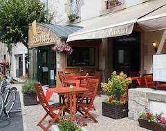 Otel Le Barriol (Saint-Julien-Chapteuil, Fransa)