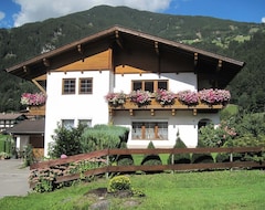 Koko talo/asunto Steinlechner-Meyer Elisabeth (Stumm, Itävalta)