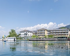 Khách sạn Seegluck Hotel Forelle Superior (Millstatt, Áo)