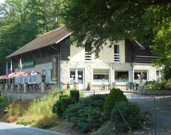 Khách sạn Le Chalet Des Grottes (Hastière, Bỉ)