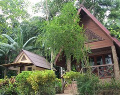Khách sạn White Sand Garden (Trat, Thái Lan)