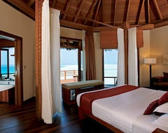 Lomakeskus Bathala Island Resort (Nord Ari Atoll, Malediivit)