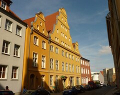 Otel Altstadt-Pension-Hafenblick (Stralsund Strelasund, Almanya)