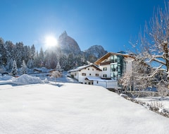 Hotelli Hotel Waldrast Dolomites (Kastelruth, Italia)