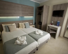 Otel 115 The Strand  And Suites (Gżira, Malta)