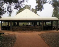 Khu cắm trại Ayers Rock Campground (Uluru, Úc)